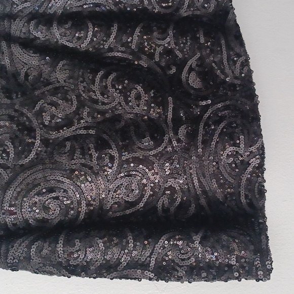 Abbeline SEQUINED Black Mini Skirt Small - Picture 2 of 6